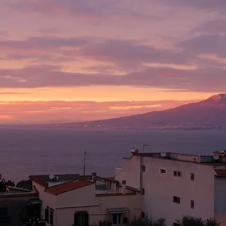 Bed and Breakfast La Casa Nel Cortile 4*