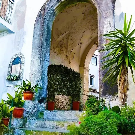 La Casa Nel Cortile Bed & Breakfast *