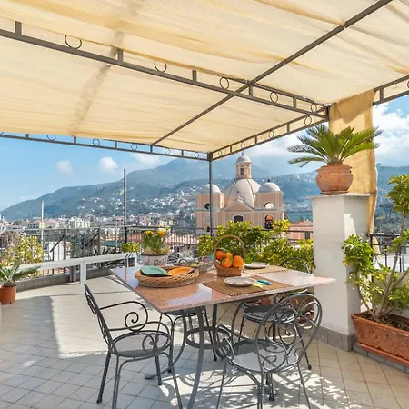 La Casa Nel Cortile Bed & Breakfast *