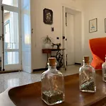 La Casa Nel Cortile Oda ve Kahvaltı Vico Equense