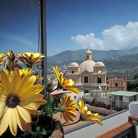 La Casa Nel Cortile 4* Vico Equense